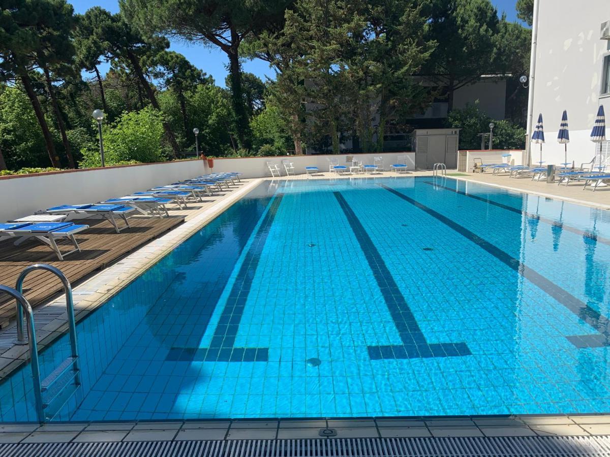 G&D Hotel Deanna Pool&Brunch Milano Marittima Exterior photo