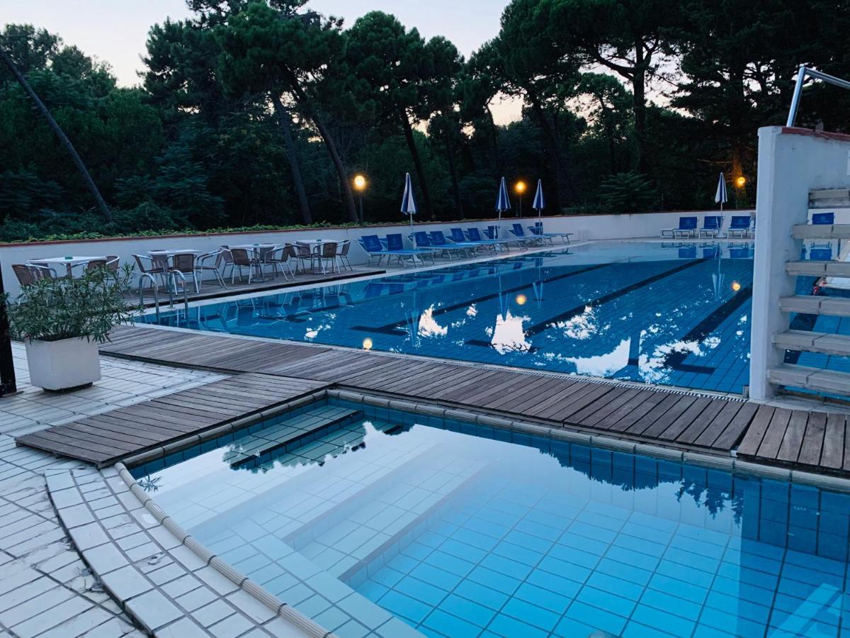 G&D Hotel Deanna Pool&Brunch Milano Marittima Exterior photo