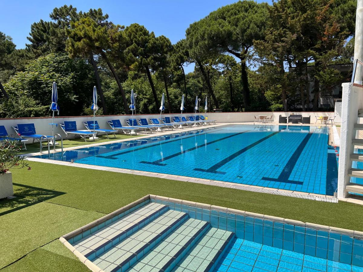 G&D Hotel Deanna Pool&Brunch Milano Marittima Exterior photo